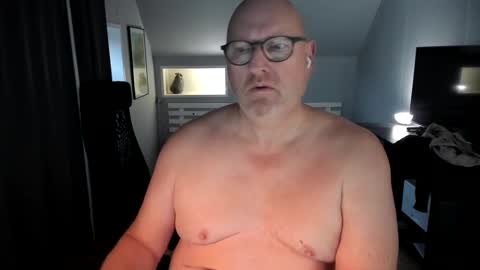 Mark online show from 12-23-24, 01:24