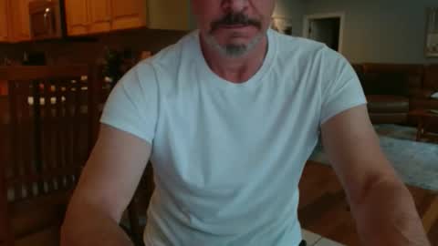 Mark online show from 10-24-25, 07:32