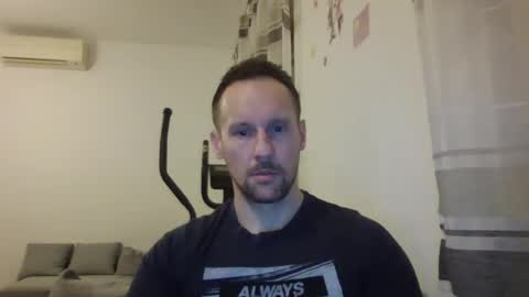 Mark online show from 01-08-26, 04:09