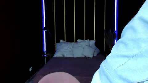Snapshot of mark_branston chatting on 04-17-26, 02:53 Mark online show from 04-17-26, 02:53