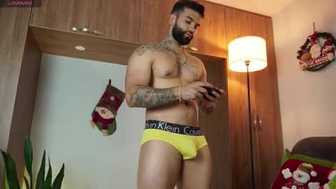 Mark online show from 12-02-25, 11:11