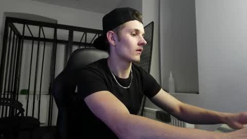 MARK KARSON online show from 09-30-25, 06:57