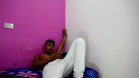 mark_latin18 online show from 02-07-25, 07:06