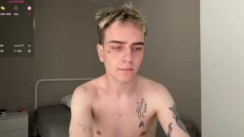 Snapshot of mark_lovrov chatting on 03-23-26, 05:33 Mark 3 online show from 03-23-26, 05:33