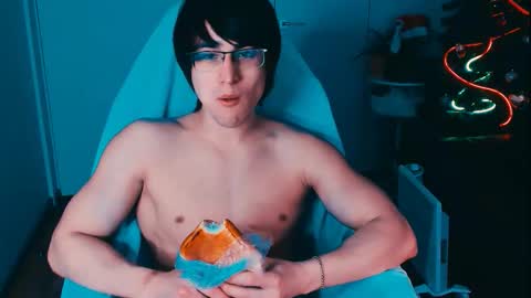 mark online show from 12-16-25, 05:45