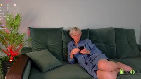 Snapshot of mark_safr chatting on 07-04-26, 10:21 Mark online show from 07-04-26, 10:21