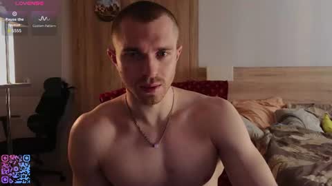 Snapshot of mark_stiff chatting on 06-19-26, 11:36 Mark online show from 06-19-26, 11:36