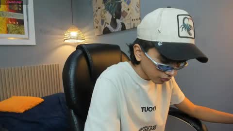 markbowie online show from 04-18-26, 07:18