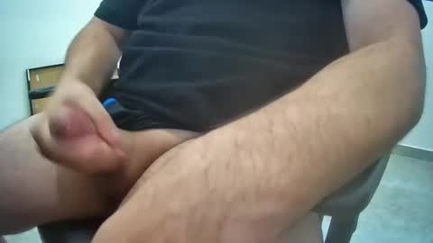 Snapshot of markcum89 chatting on 02-18-25, 11:30 markcum89 online show from 02-18-25, 11:30