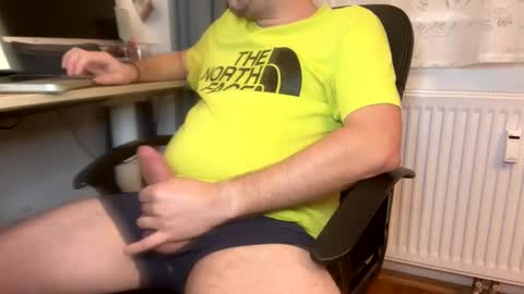 Snapshot of markus1987graz chatting on 01-24-25, 07:19 markus1987graz online show from 01-24-25, 07:19