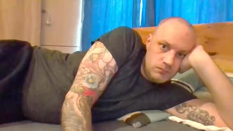 markus_7 online show from 12-18-25, 11:49