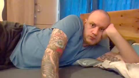 Snapshot of markus_7 chatting on 02-06-26, 12:30 markus_7 online show from 02-06-26, 12:30