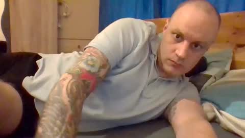 Snapshot of markus_7 chatting on 02-11-26, 02:55 markus_7 online show from 02-11-26, 02:55