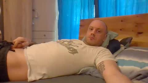markus_7 online show from 06-01-26, 03:36