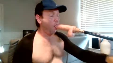 Snapshot of markussub chatting on 06-24-26, 05:45 Markus online show from 06-24-26, 05:45