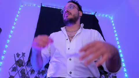 Snapshot of markwolfe1 chatting on 10-31-25, 12:55 Mark online show from 10-31-25, 12:55