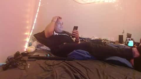 markymark101825061 online show from 01-26-25, 06:38