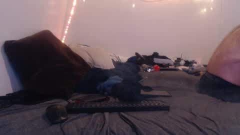 Snapshot of markymark515 chatting on 02-28-25, 02:09 MarkyMark7169 online show from 02-28-25, 02:09