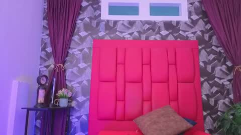 Snapshot of marla_daze chatting on 02-25-26, 11:42 marla online show from 02-25-26, 11:42