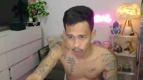 marlmoreno10 online show from 04-17-26, 12:35