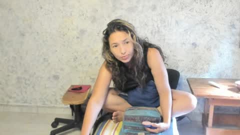 marly online show from 04-12-26, 08:36