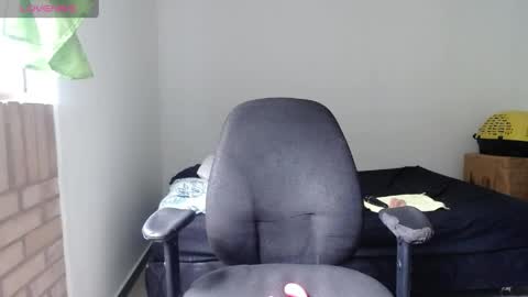 Snapshot of marlyn_sexy chatting on 04-22-26, 05:14 marlyn_sexy online show from 04-22-26, 05:14