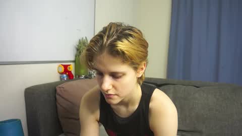 Alice online show from 01-05-26, 07:17