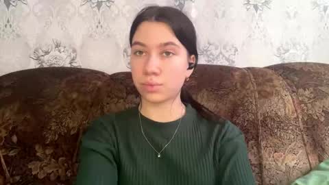 Giulia online show from 12-23-25, 07:28