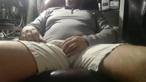 only fans marrieddad19751975 online show from 04-02-26, 07:06