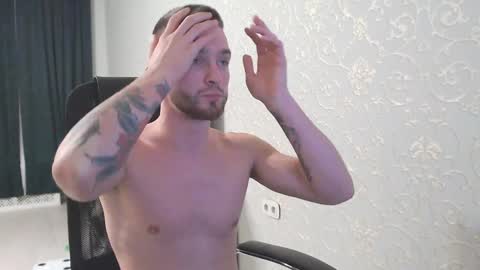 Marselle online show from 01-12-25, 01:53