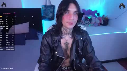 Snapshot of marshall_cazher chatting on 07-05-26, 04:19 marshall online show from 07-05-26, 04:19