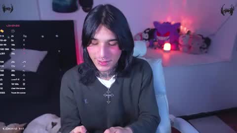Snapshot of marshall_cazher chatting on 07-15-26, 04:40 marshall online show from 07-15-26, 04:40