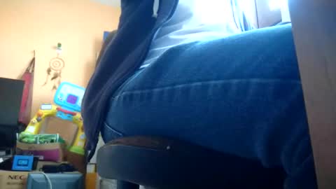 Snapshot of marsupialdan chatting on 01-13-25, 01:39 marsupialdan online show from 01-13-25, 01:39