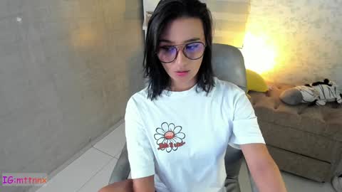 Snapshot of martiiinaa_ chatting on 01-16-25, 06:25 Martina online show from 01-16-25, 06:25