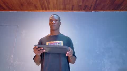 Snapshot of martin_killer chatting on 06-16-26, 01:41 Martin online show from 06-16-26, 01:41