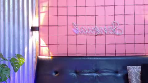 Snapshot of martin_killer chatting on 07-15-26, 01:22 Martin online show from 07-15-26, 01:22