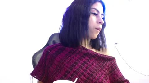 Snapshot of martina3120 chatting on 05-10-26, 12:16 100 explicit here. follow online show from 05-10-26, 12:16