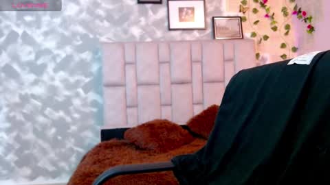 Martina online show from 02-05-25, 06:04