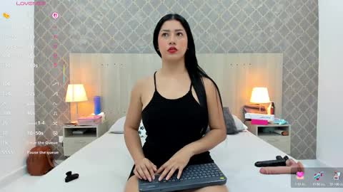 Martina online show from 02-19-26, 11:17