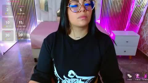Snapshot of martina_tay chatting on 05-20-26, 03:13 Hey im martina online show from 05-20-26, 03:13