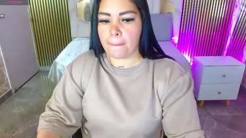 Snapshot of martina_tay chatting on 06-17-26, 05:21 Hey im martina online show from 06-17-26, 05:21