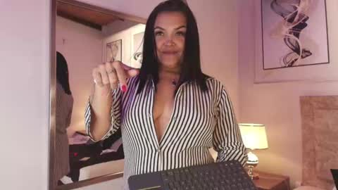 Snapshot of martina_vega__ chatting on 01-24-25, 11:56 NATALIA ON A TRAVEL FROM DECEMBER 6TH TO THE 9TH ENJOY ME BEFORE I LEAVE online show from 01-24-25, 11:56