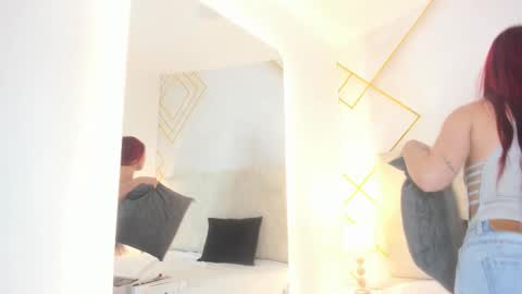 Snapshot of martinaa_garcia chatting on 02-17-26, 07:20 Martina online show from 02-17-26, 07:20