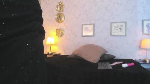 Martina Caicedo online show from 06-10-26, 10:36