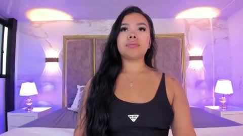 Snapshot of martinagarcia__ chatting on 04-28-26, 07:08 Martina Garcia online show from 04-28-26, 07:08