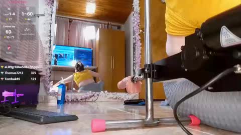 Snapshot of martiniella chatting on 03-10-25, 11:38 Antonella Martini online show from 03-10-25, 11:38