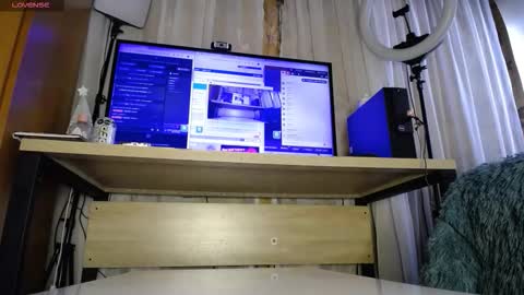 Snapshot of martiniella chatting on 11-27-25, 07:49 Antonella Martini online show from 11-27-25, 07:49