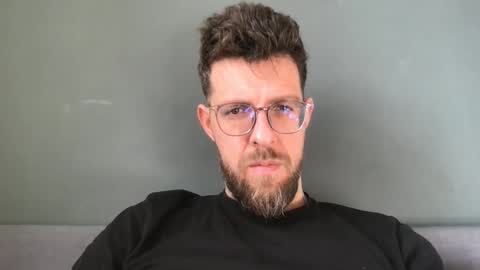 martinmagic467659 online show from 02-25-26, 09:19