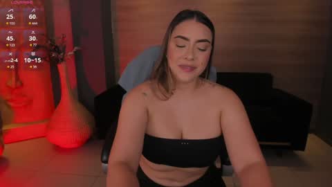 Snapshot of martinnabonnet chatting on 01-07-25, 01:14 Martinna Bonnet online show from 01-07-25, 01:14