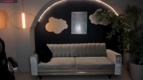 Snapshot of martinnabonnet chatting on 02-07-25, 10:19 Martinna Bonnet online show from 02-07-25, 10:19